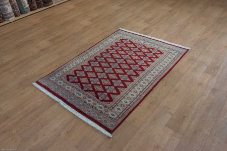 Hand-Knotted Jaldar Rug From Pakistan