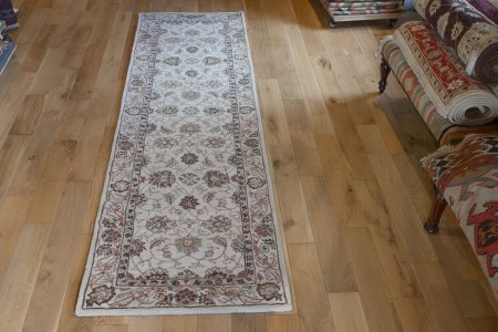 Hand-Made Buckingham Runner From China