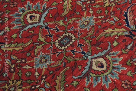 Hand-Knotted Agra Mahal Rug From India