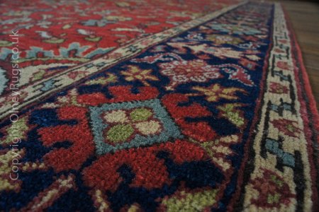Hand-Knotted Agra Mahal Rug From India