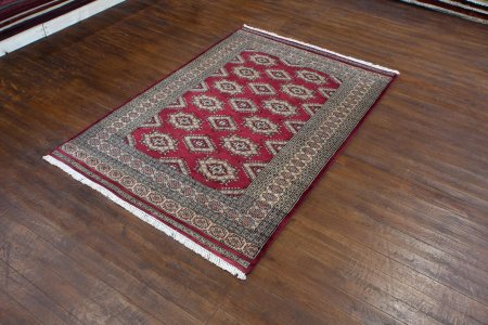 Hand-Knotted Jaldar Rug From Pakistan