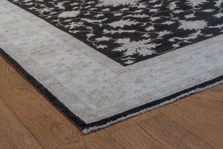 Hand-Knotted Sultanabad Rug From Afghanistan