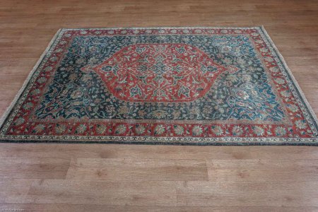 Hand-Knotted Agra Oushak Rug From India