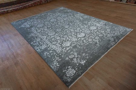 Hand-Knotted Mystic Rug From India