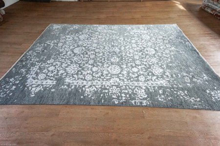 Hand-Knotted Mystic Rug From India