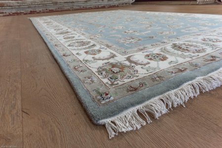 Hand-Knotted Royal Taj Rug From India
