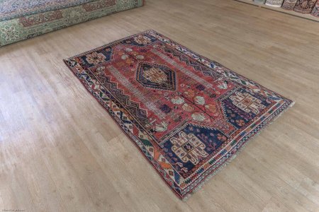 Hand-Knotted Qashgai Rug From Iran (Persian)