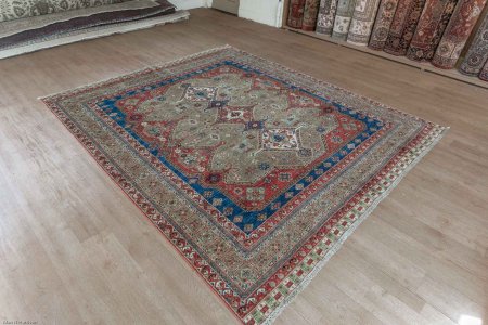 Hand-Knotted Kashgari Rug From Afghanistan