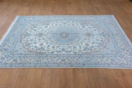 Hand-Knotted Nain Rug From Iran (Persian)