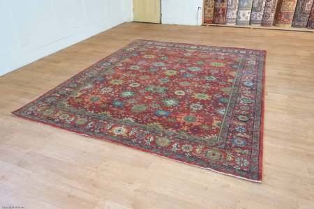 Hand-Knotted Indo Mahal Rug From India