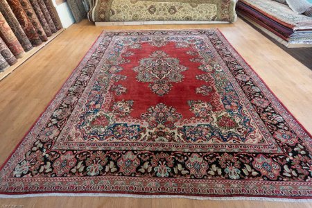 Hand-Knotted Mahal Rug From Iran (Persian)