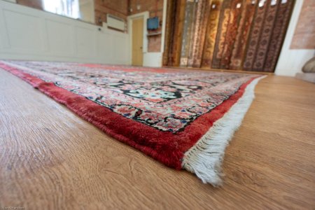 Hand-Knotted Mahal Rug From Iran (Persian)