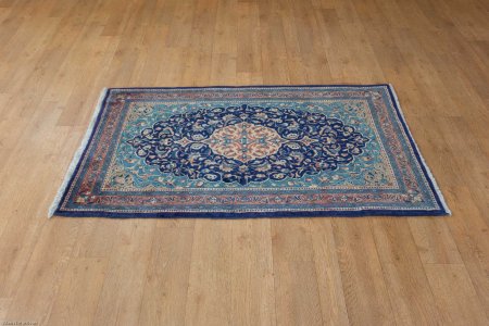 Hand-Knotted Hamadan Rug From Iran (Persian)