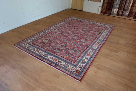 Hand-Knotted Mahal Rug From Iran (Persian)