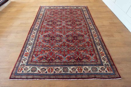 Hand-Knotted Mahal Rug From Iran (Persian)