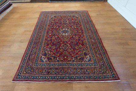 Hand-Knotted Meshed    Rug From Iran (Persian)