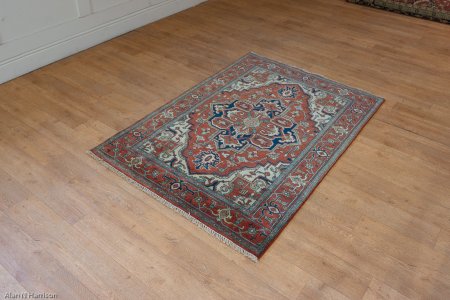 Hand-Knotted Indo Heriz Rug From India