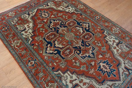 Hand-Knotted Indo Heriz Rug From India