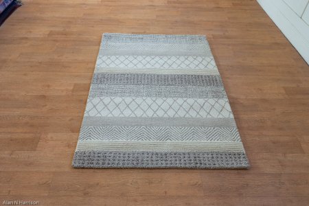 Tufted Sorrento Rug From India