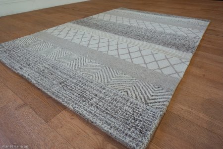 Tufted Sorrento Rug From India