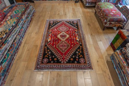 Hand-Knotted Qashgai Rug From Iran (Persian)