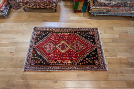 Hand-Knotted Qashgai Rug From Iran (Persian)