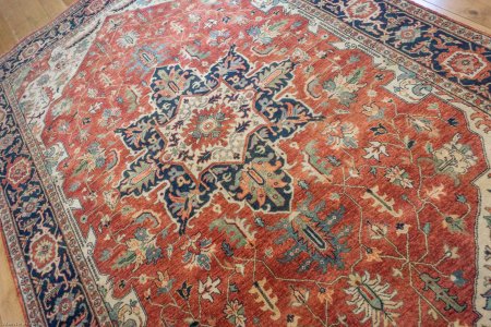Hand-Knotted Fine Serapi Rug From India