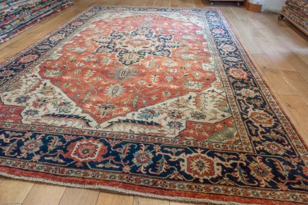 Hand-Knotted Fine Serapi Rug From India