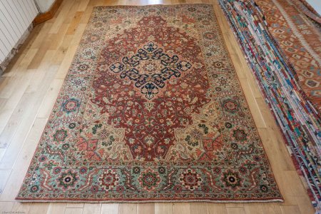 Hand-Knotted Fine Serapi Rug From India