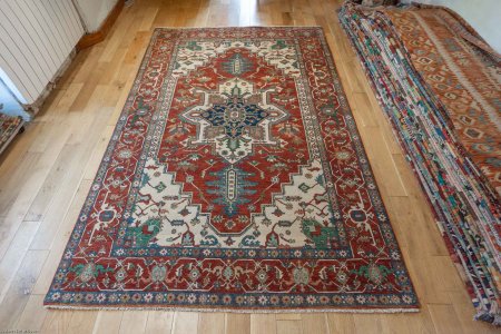 Hand-Knotted Fine Serapi Rug From India