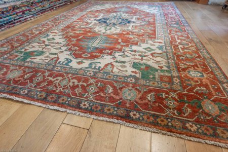 Hand-Knotted Fine Serapi Rug From India