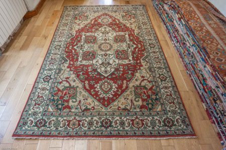 Hand-Knotted Fine Serapi Rug From India