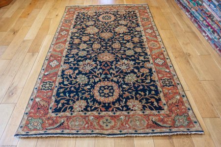 Hand-Knotted Fine Serapi Rug From India