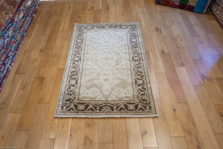 Hand-Knotted Oushak Rug From India
