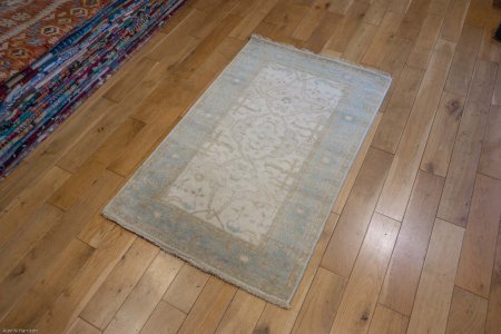 Hand-Knotted Oushak Rug From India
