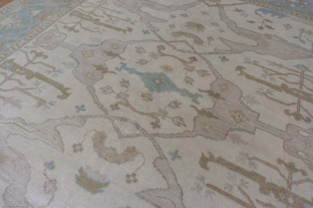 Hand-Knotted Oushak Rug From India