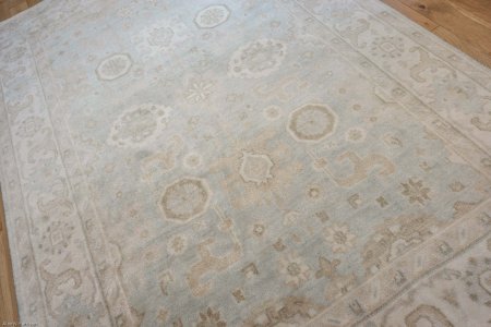 Hand-Knotted Oushak Rug From India