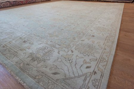 Hand-Knotted Oushak Rug From India