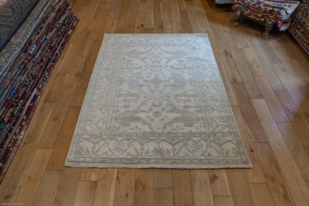 Hand-Knotted Oushak Rug From India