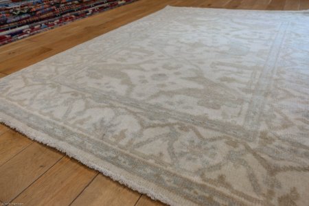 Hand-Knotted Oushak Rug From India
