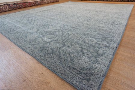 Hand-Knotted Paras Collection Rug From India