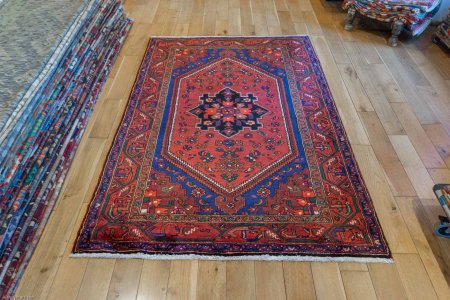 Hand-Knotted Hamadan Rug From Iran (Persian)