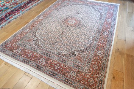 Hand-Knotted Moud Rug From Iran (Persian)