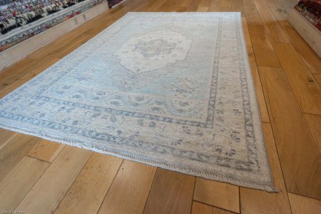 Hand-Knotted Afghan Oushak Rug From Afghanistan