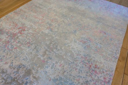 Hand-Knotted Tibetan Jewel Rug From India