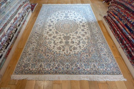 Hand-Knotted Nain Rug From Iran (Persian)