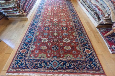 Hand-Knotted Indo Serapi Rug From India