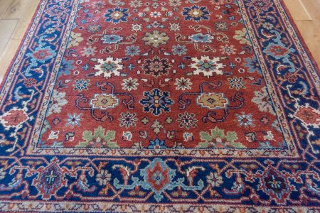 Hand-Knotted Indo Serapi Rug From India