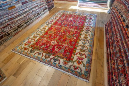 Hand-Knotted Qashgai Rug From Iran (Persian)