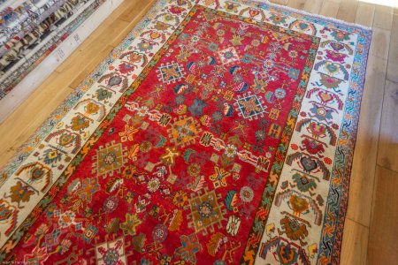 Hand-Knotted Qashgai Rug From Iran (Persian)
